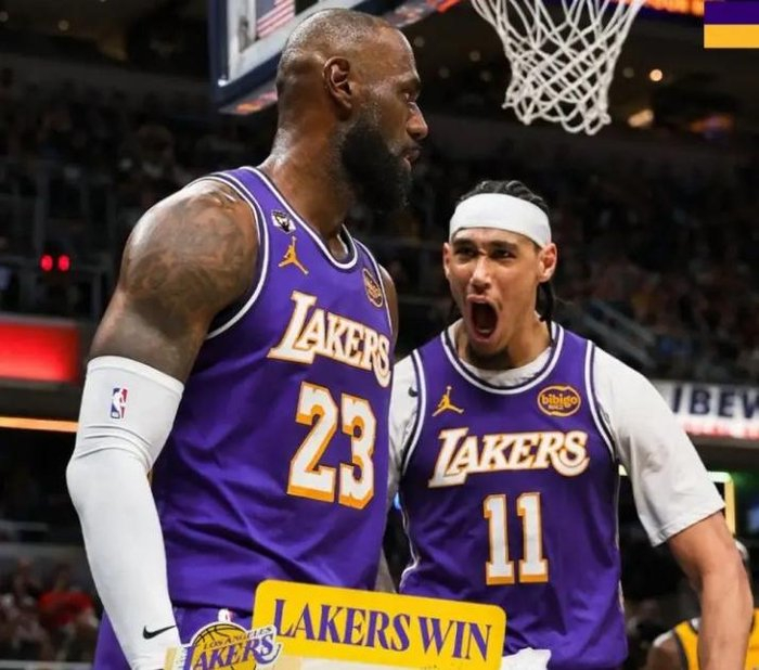 湖人角色球员海斯首发出战高效砍下21+10 三巨头