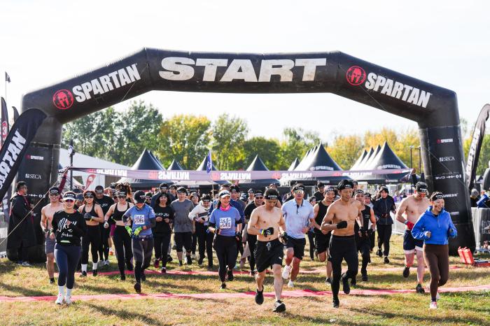 超四千名大小勇士京城参战斯巴达勇士赛 度过挑